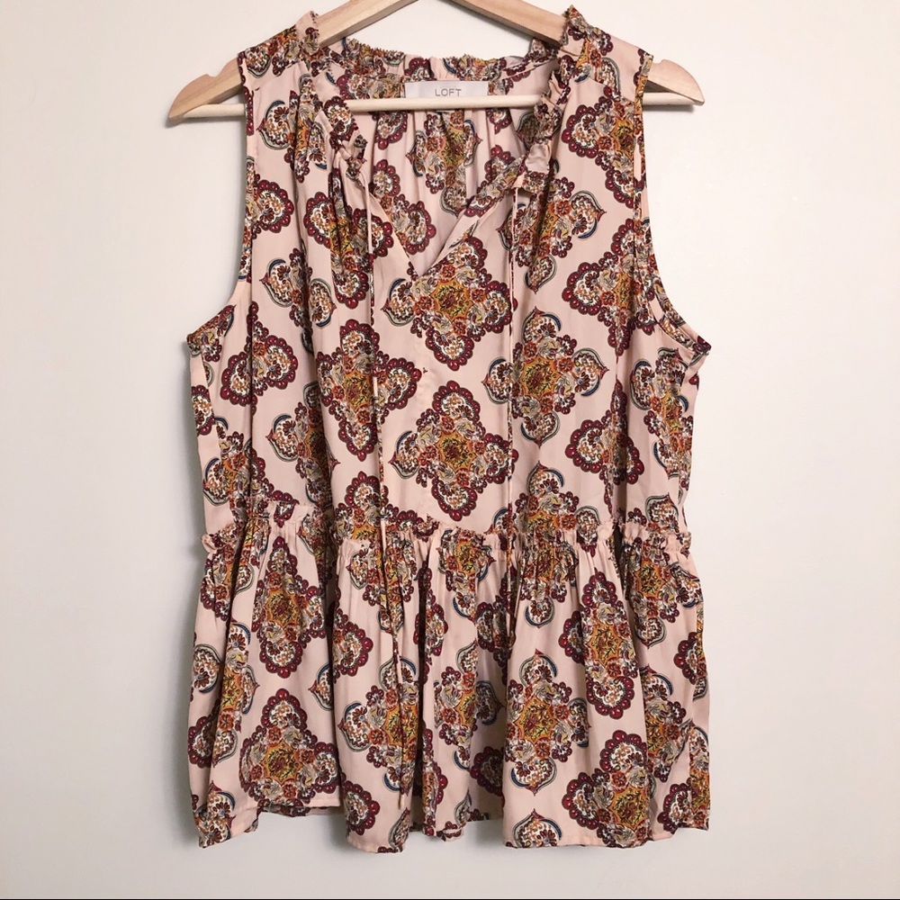 Loft Floral Medallion Tie Neck Peplum Shell Size L